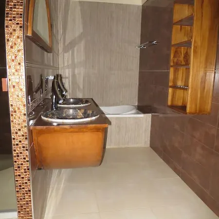 Bed and Breakfast Kerblondel 3*